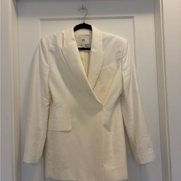 Banana Republic Jackets & Blazers - Banana Republic Ivory Jacket